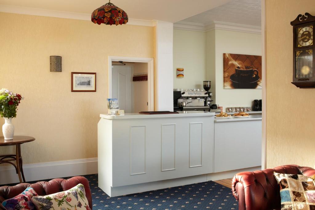 The Clifton Hotel Shanklin Exterior photo
